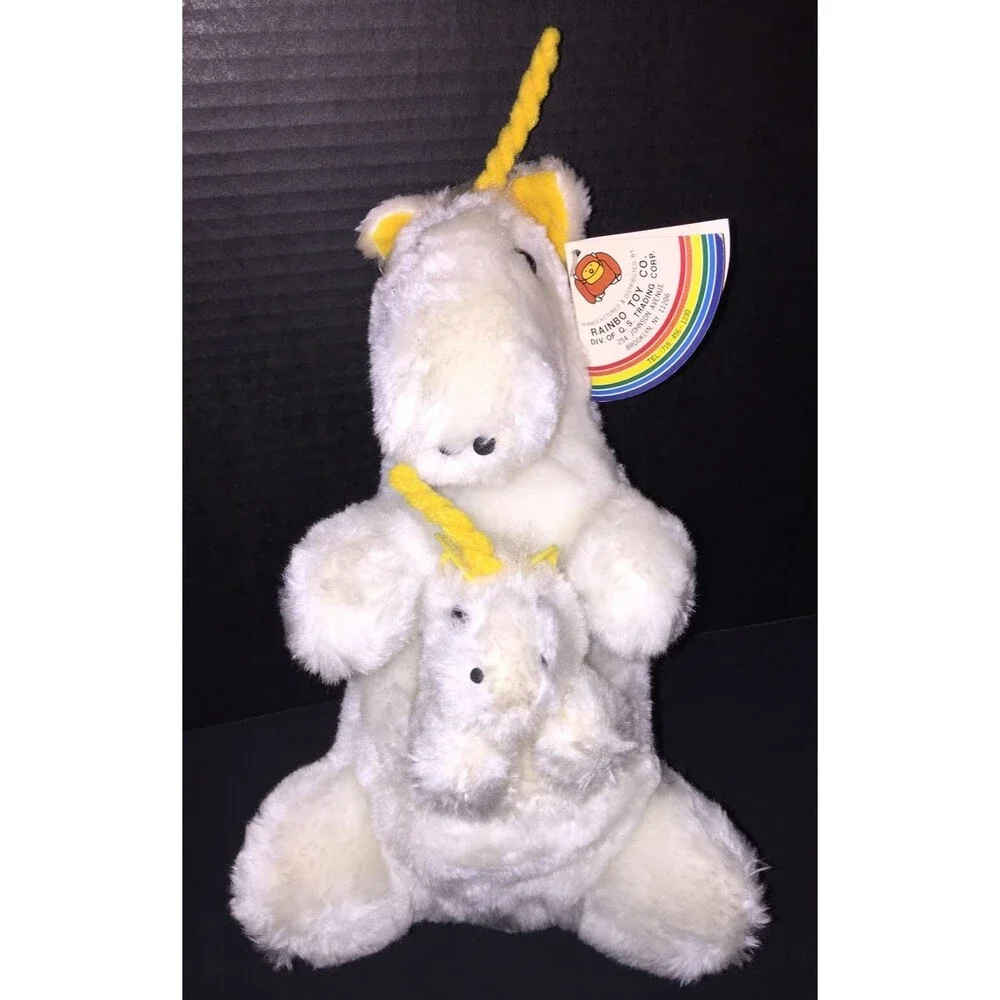 Vintage 1982 Unicorn & Baby In Pouch 14